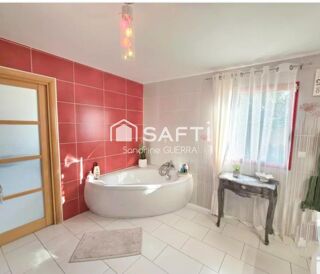  Maison � vendre 8 pi�ces 213 m�