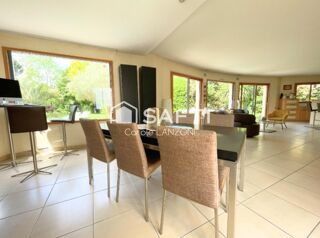  Maison � vendre 8 pi�ces 217 m�