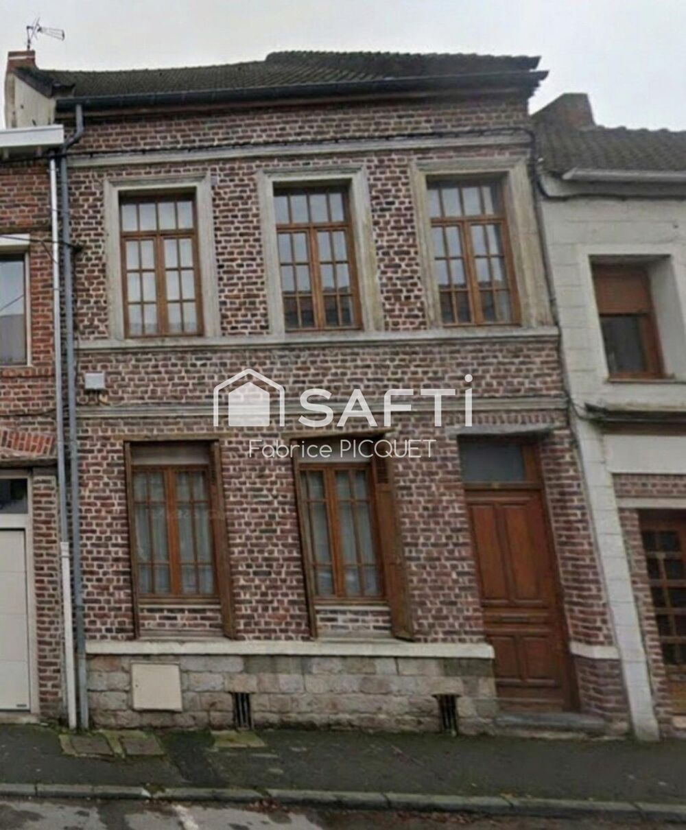 Maison de ville avec trois chambres et jardin