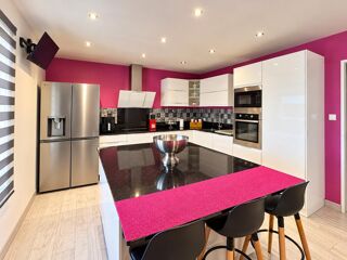  Maison à vendre 5 pièces 197 m²