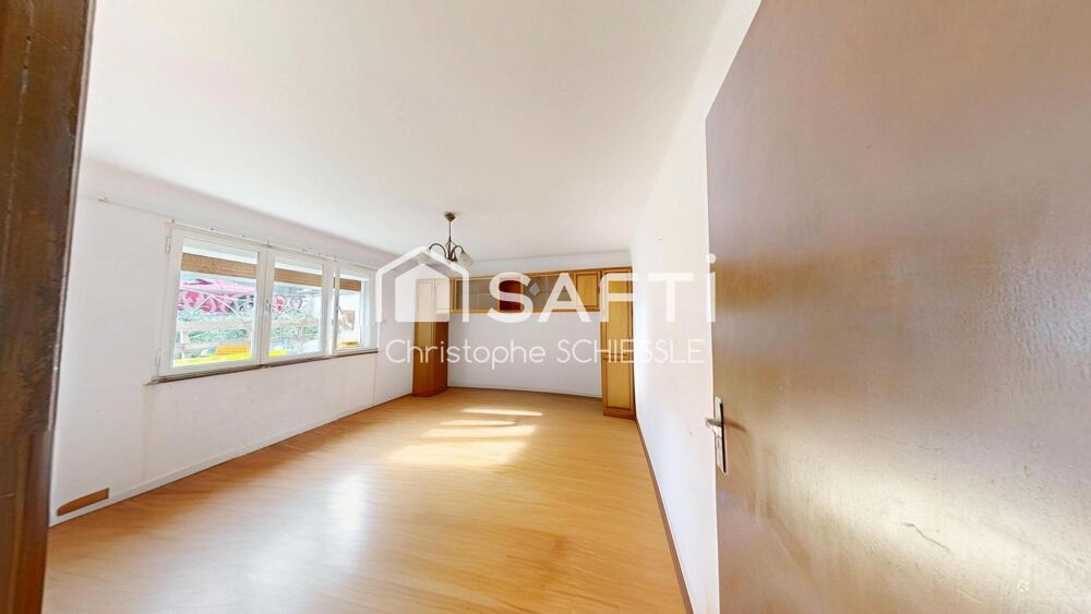Vente Maison Maison 6 pièces 4 chambres de 114 M2 Delle