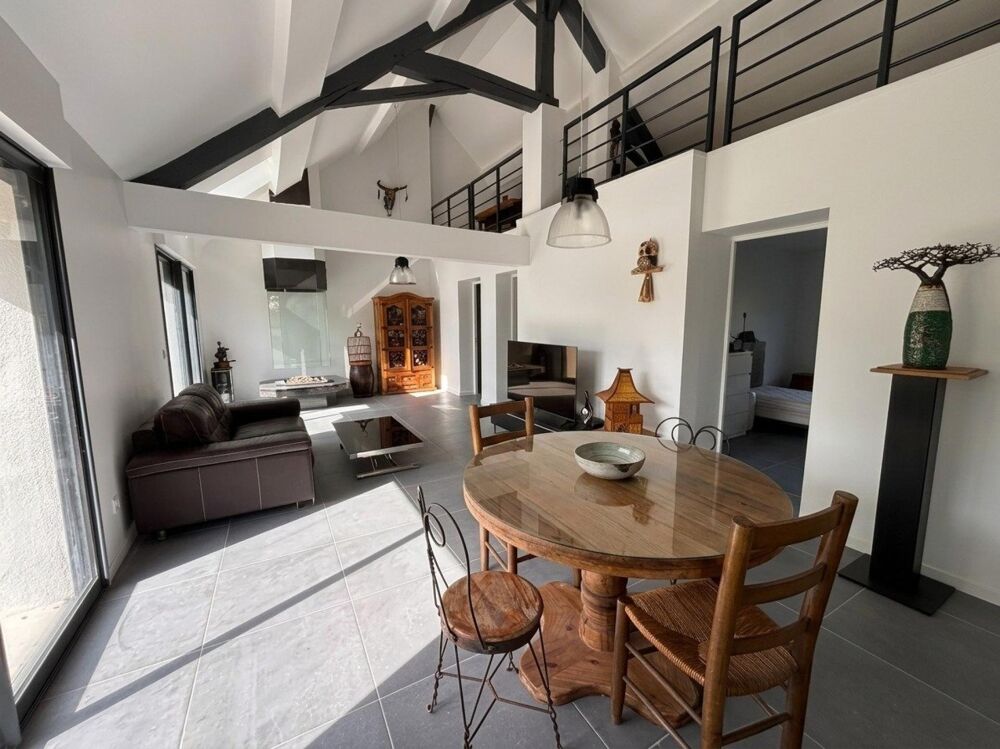 Vente Maison Longère rénové de 157m² Sainte-genevieve-des-bois