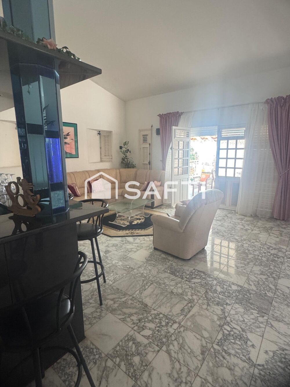 � vendre  Maison Sch�lcher (97233)