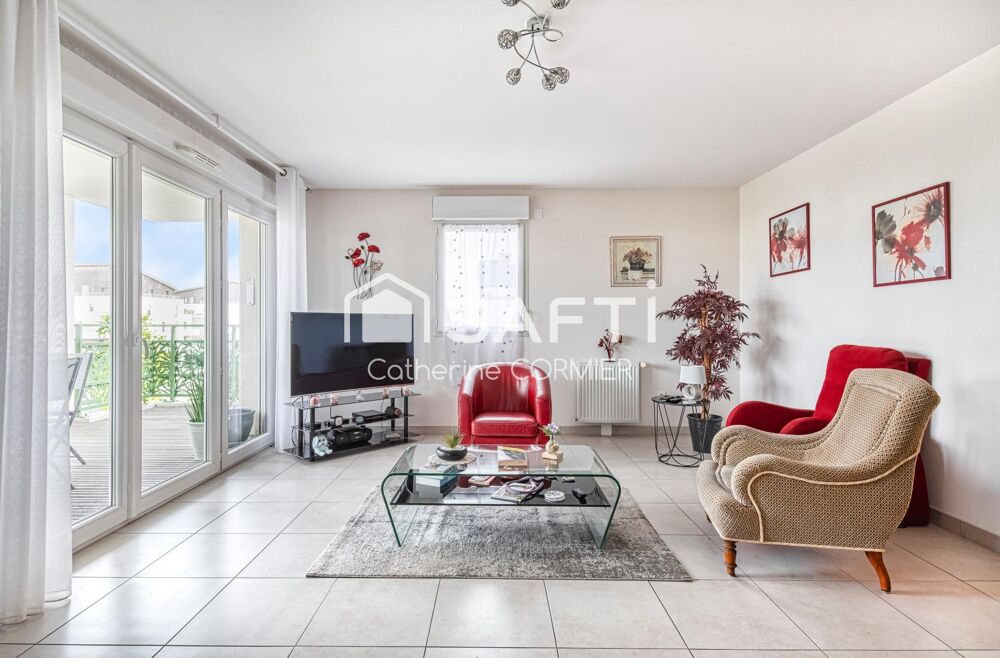 Appartement T3 avec terrasse, garage double