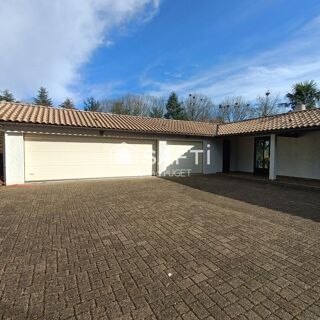  Maison à vendre 12 pièces 360 m²