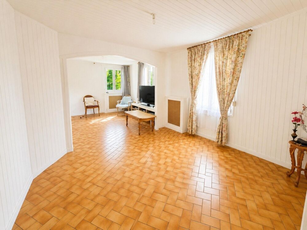 Maison 2 chambres de 74 m² sur un terrain de plus de 400 m²