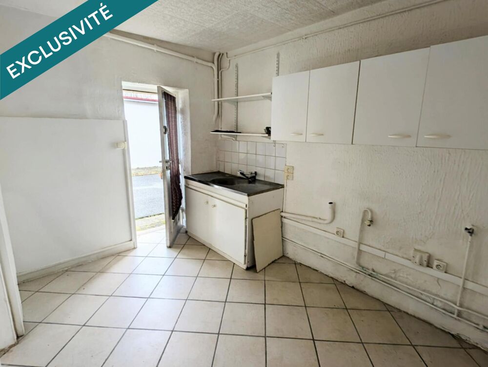 Vente Maison Maison 75 m², 2 chambres, un bureau et un garage. Montaigut