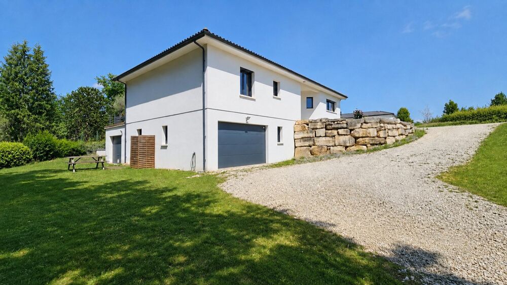 Maison contemporaine haut de gamme avec piscine