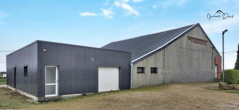 Grand local commercial polyvalent de 546 m² 394000 29250 Plougoulm