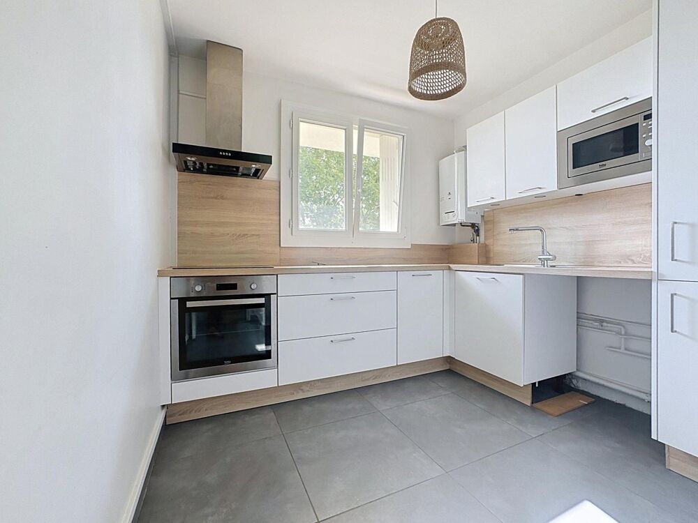 Vente Appartement Appartement T4 CAUDÉRAN – Emplacement recherché à proximité de la place Mondésir Bordeaux
