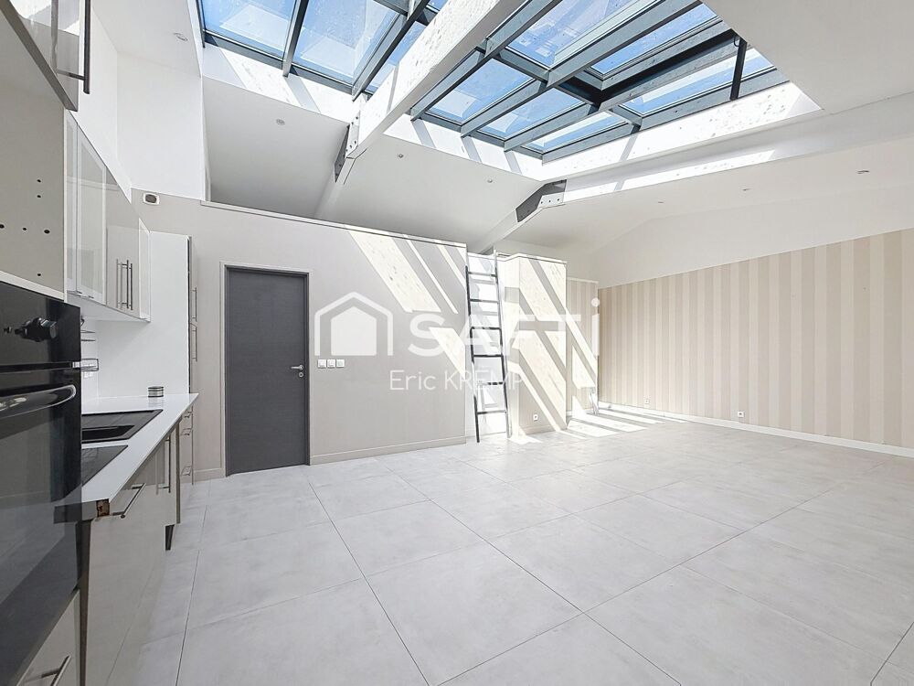 Esprit loft, central, volume, tout confort !