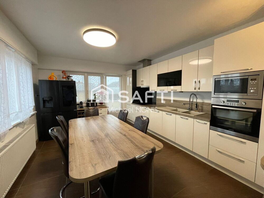 � vendre  Maison Village-Neuf (68128)