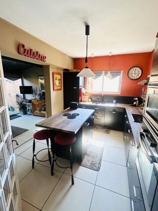  Maison � vendre 8 pi�ces 280 m�