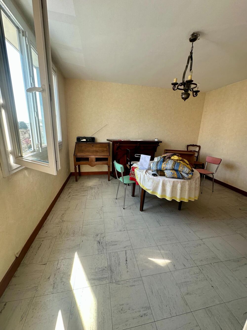 Vente Appartement Appt T3 58m² avec balcon, loggia, cave, terrasse Avignon