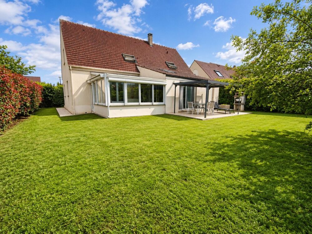 Vente Maison Belle Maison individuelle à Magny le Hongre Magny-le-hongre