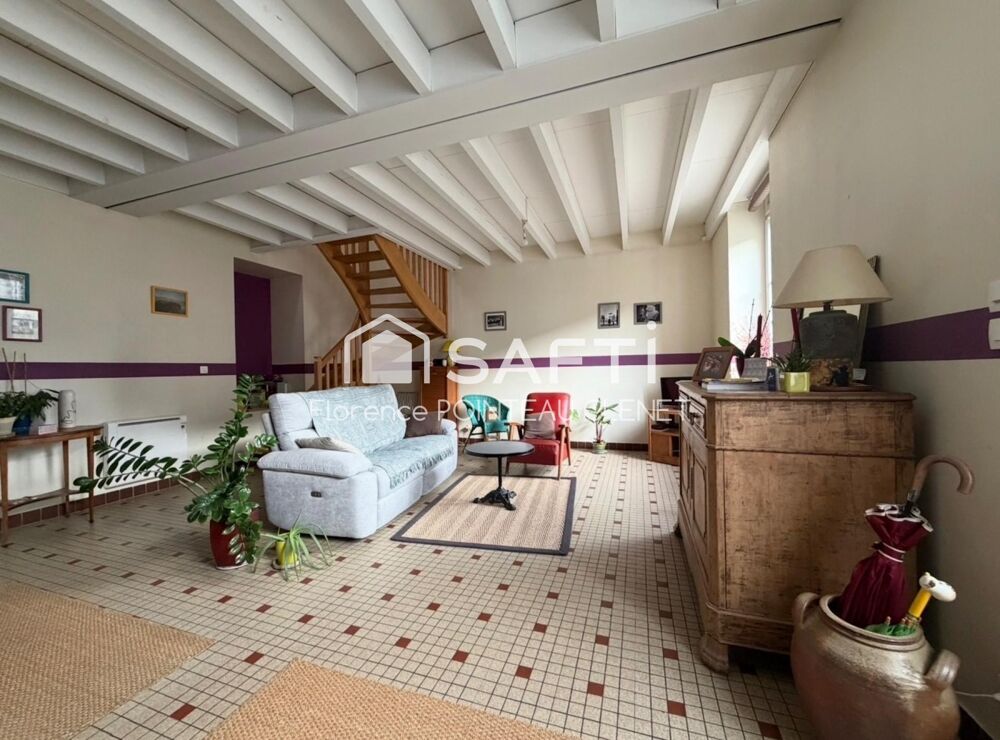 Vente Maison Ancien école de 1850 réhabilitée - Maison avec jardin et parking à Beaufort en Anjou Beaufort-en-anjou