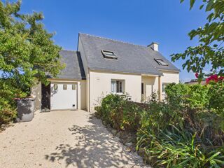 Vente Maison Saint-Pol-de-Léon – Tout à pied ! Contemporaine avec vie de plain-pied, jardin paysagé et fort potentiel Saint-pol-de-leon