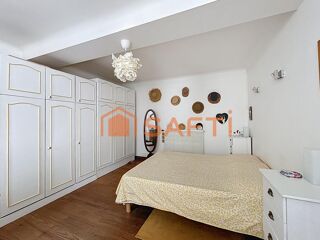  Immeuble � vendre 225 m�