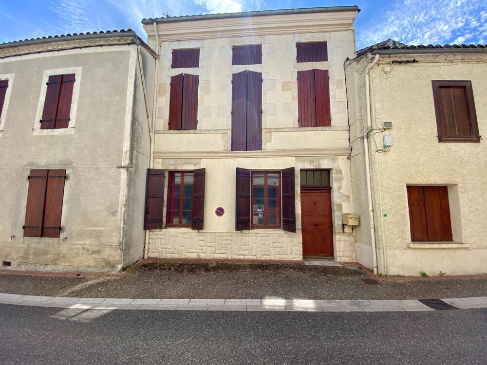 Maison 6 piece dans le village de monclar