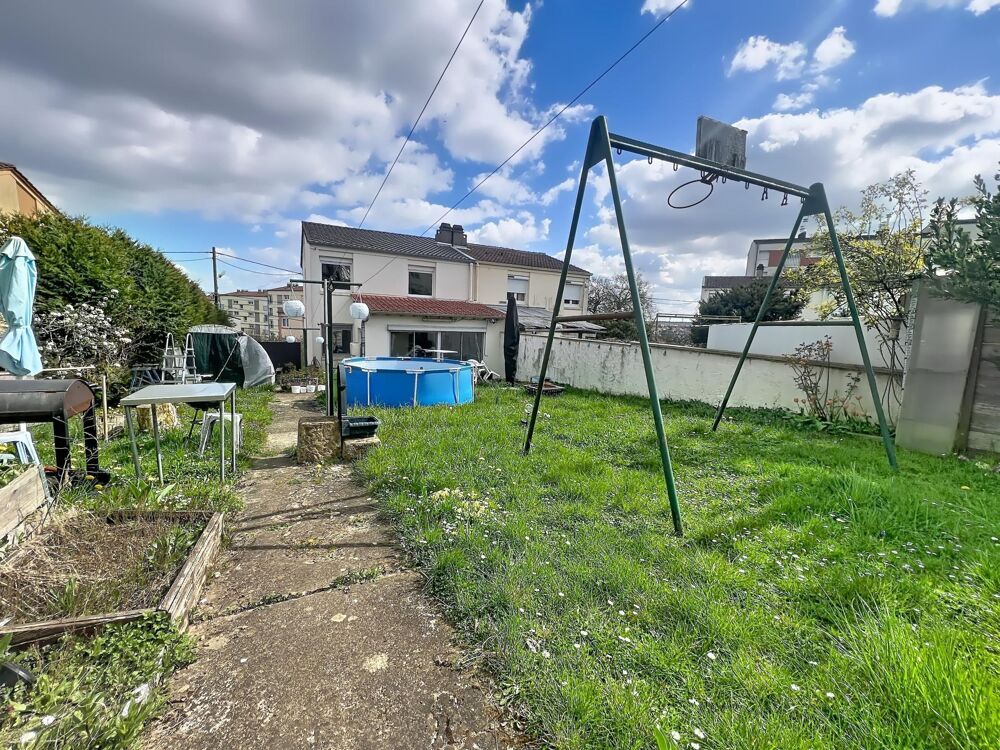 Vente Maison À Clouange, maison lumineuse de 127 m² avec jardin et garage Clouange