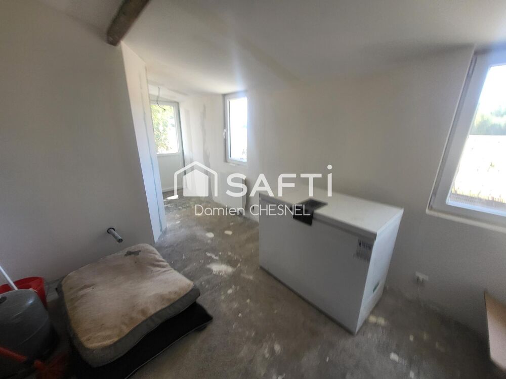Vente Maison Longère au calme  avec 6 220 m² de terrain Chambon