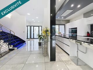  Maison � vendre 9 pi�ces 368 m�