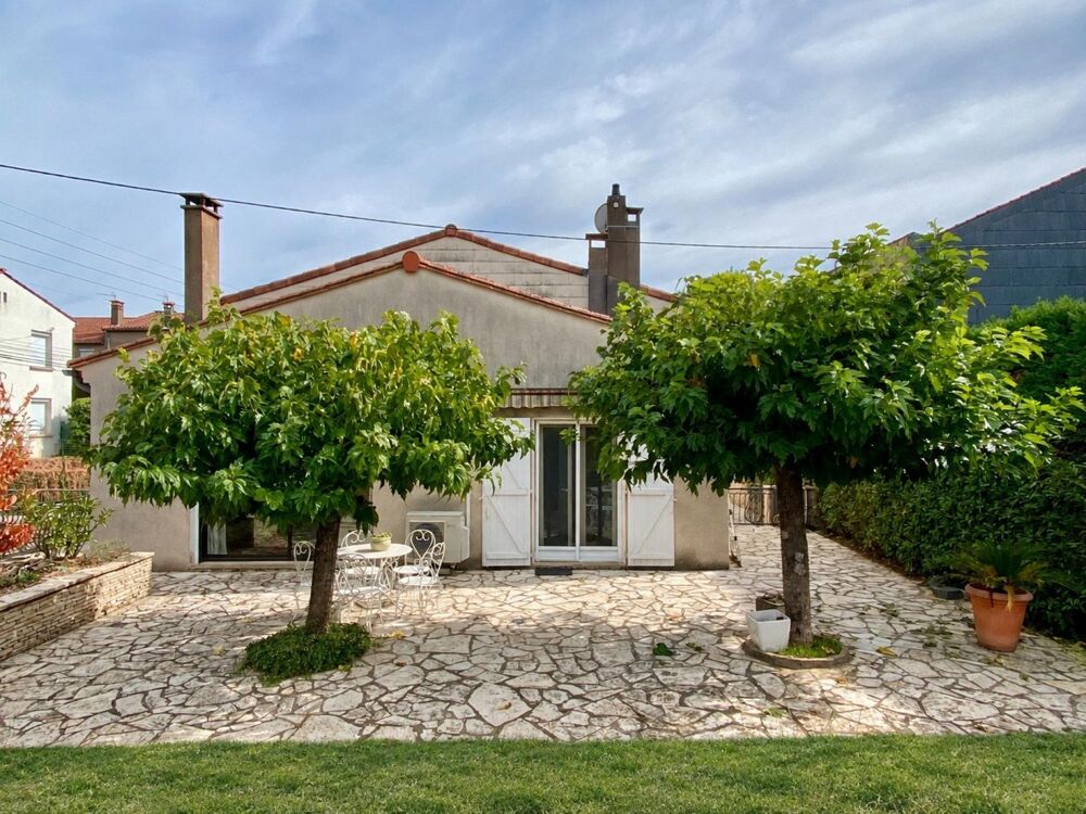 Vente Maison Maison 140m² avec jardin, garages et locaux professionnels Mazamet