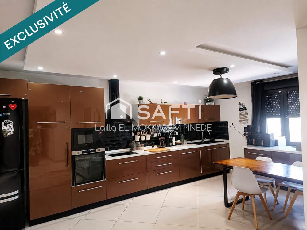 Grande maiosn familiale avec jardin, grands volumes et énorme potentiel !