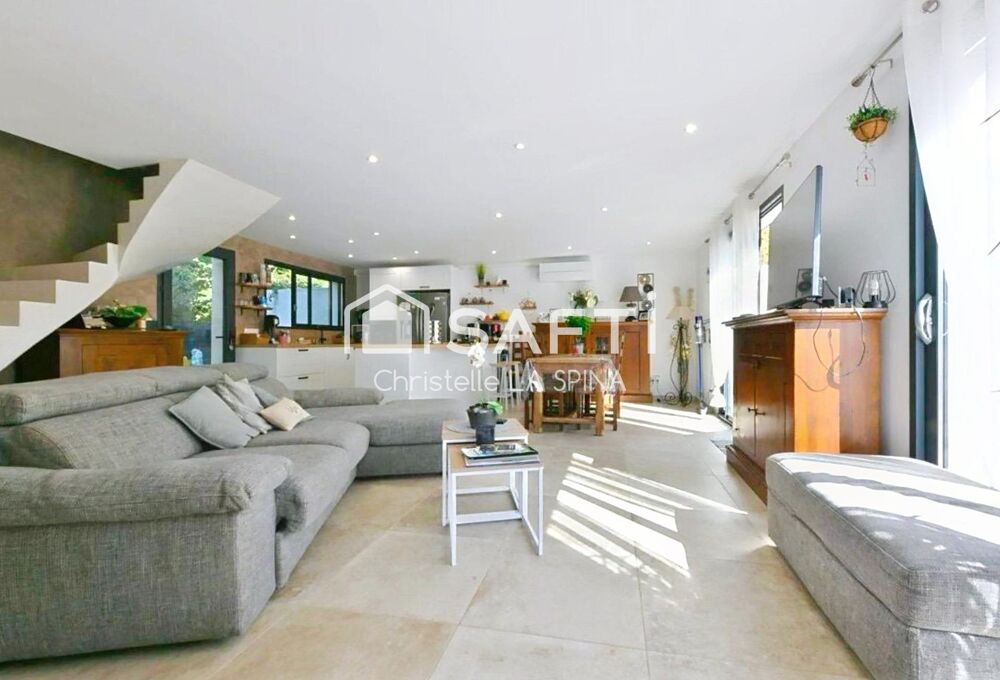 Vente Maison Maison contemporaine avec piscine – 4 chambres Blauzac