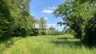  Terrain à vendre 105000 m²