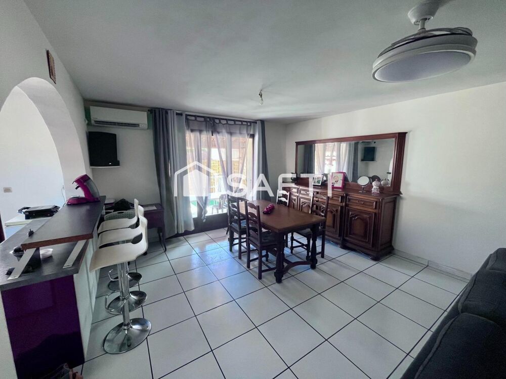 SANARY-SUR-MER - VILLA 6 PIECES 5 CHAMBRES AVEC PARCELLE DE 275M² + STUDIO INDEPENDANT