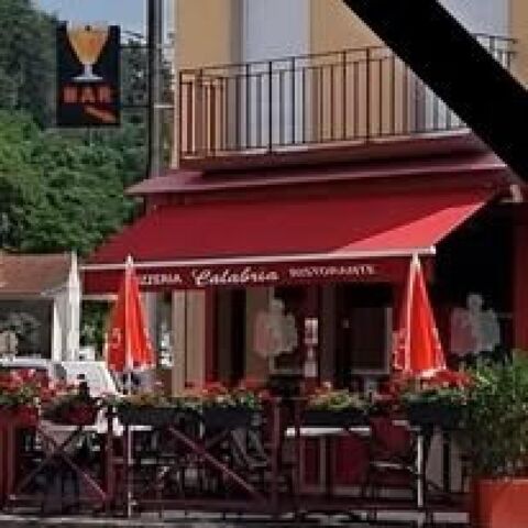 Fonds de commerce sur axe passager. 149000 71200 Le creusot