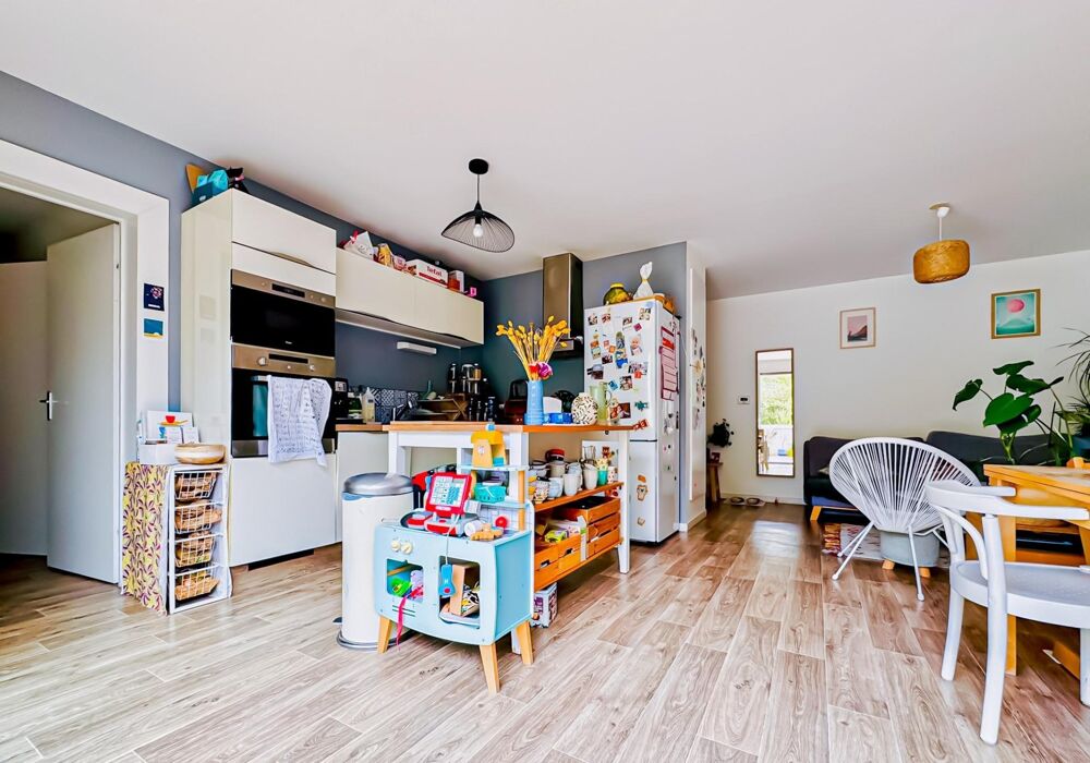 Appartement T4, 3 chambres, Terrasse 20m2, parking
