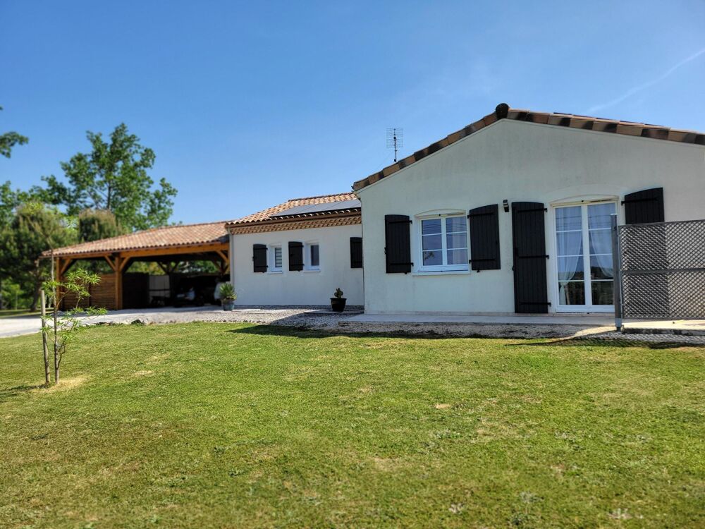 Maison récente tout confort avec piscine et carport