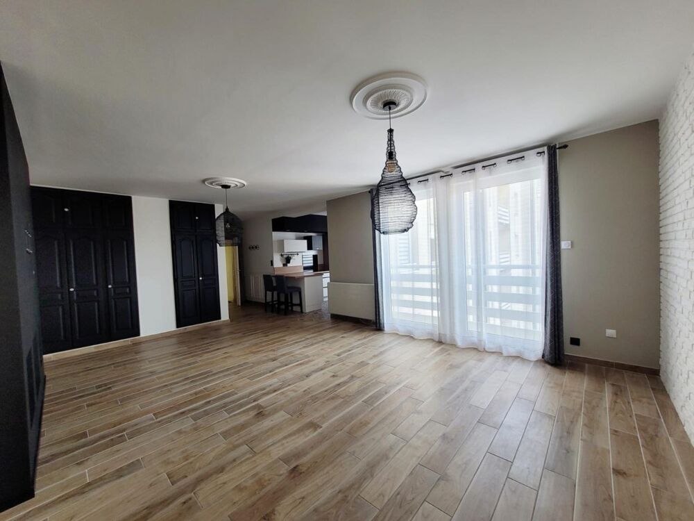 Appartement T3, 2 chambres, lumineux.