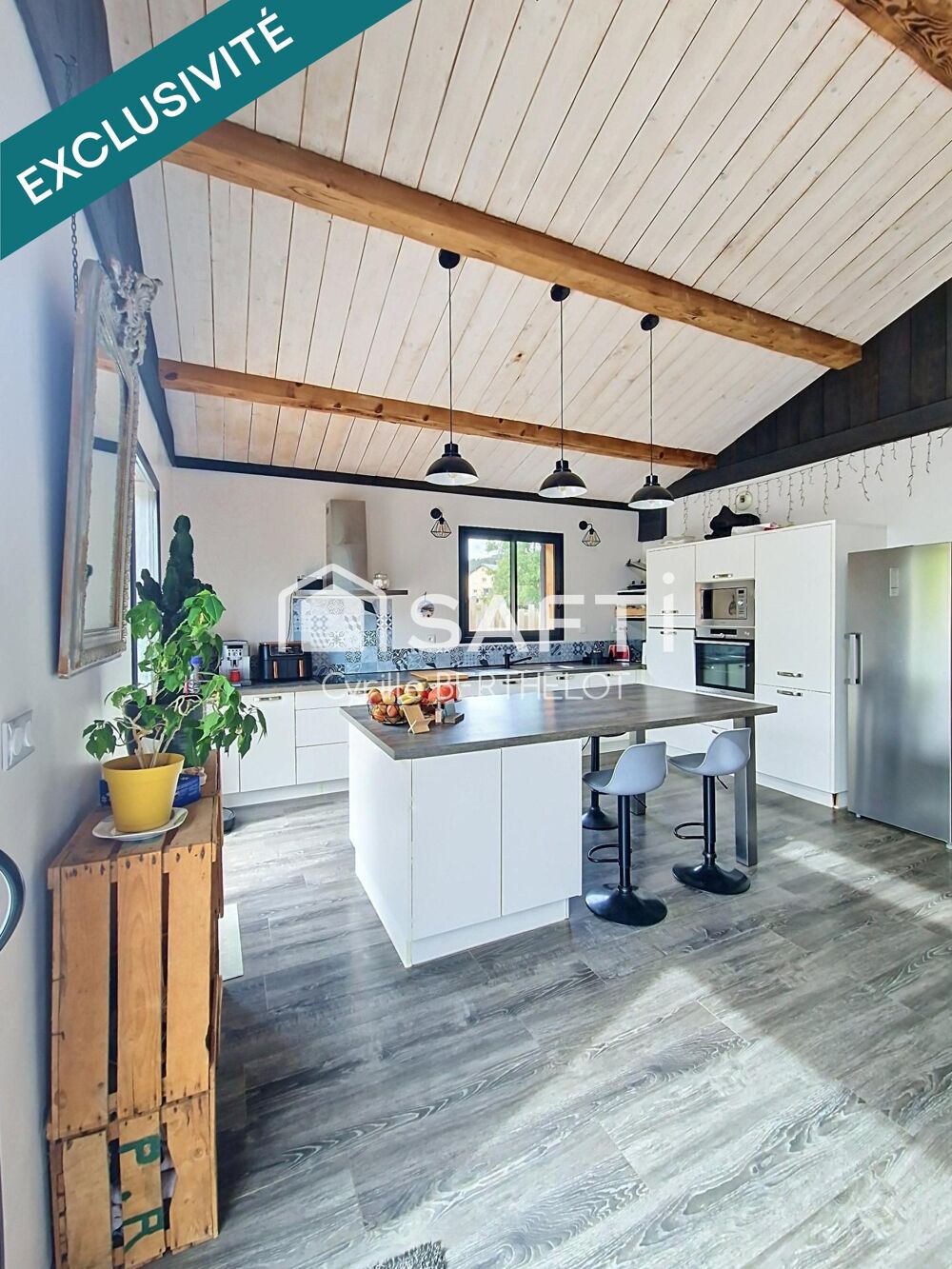 Vente Maison On ne choisit pas juste une maison. On choisit un art de vivre ! La cabanasse