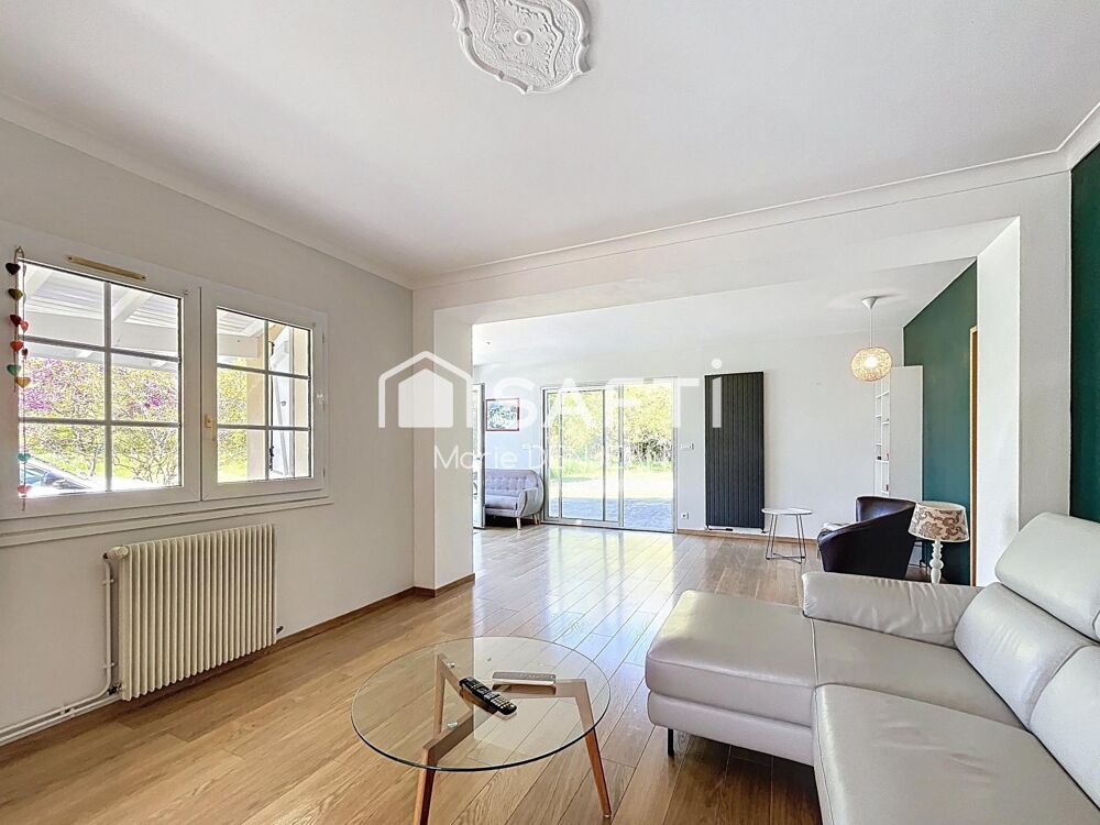 Maison rénovée 160 m², 6 pièces  Terrain 3750 m²