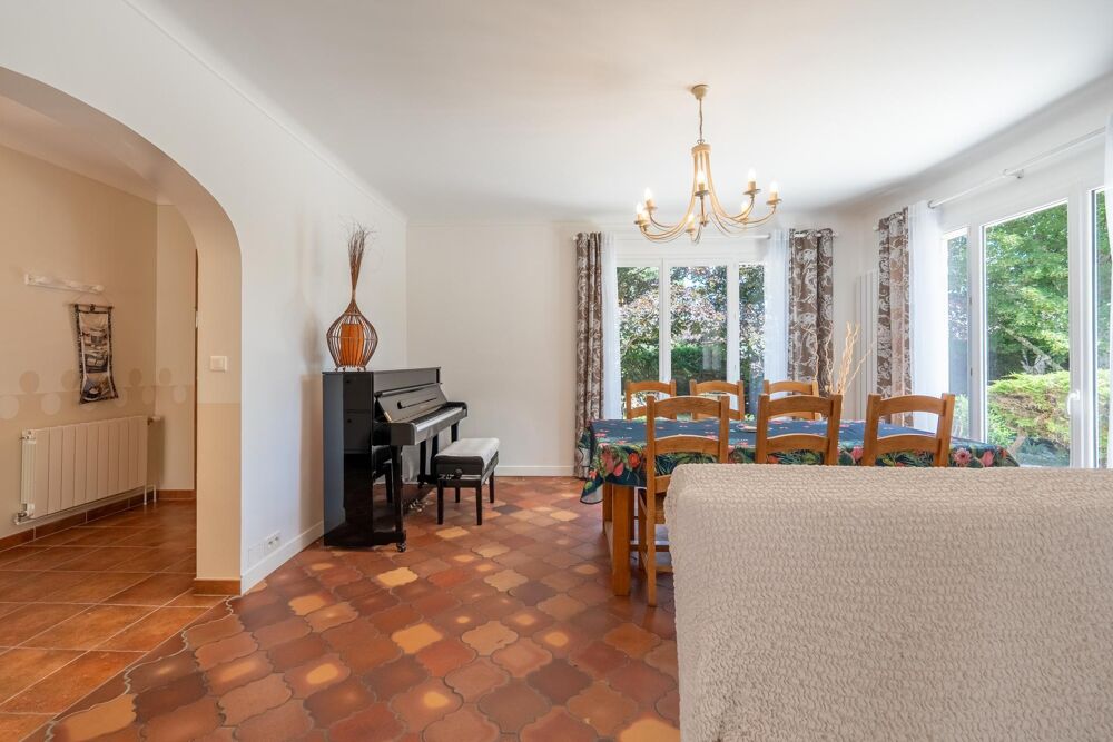 Vente Maison Maison avec dépendance et piscine Brax