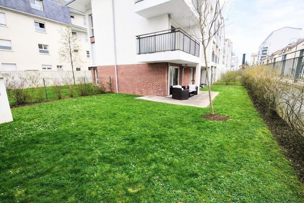 Vente Appartement NEUILLY SUR MARNE 93330 Appartement maison de 80M2, T4, 3 chambres, jardin de 150m2, une terrasse de 17m2. Neuilly-sur-marne