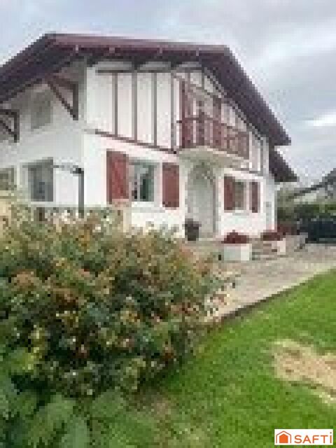   Villa d'exception � Vue Pyr�n�es, piscine & confort luxe Maison - 6 pi�ce(s) - 200 m�