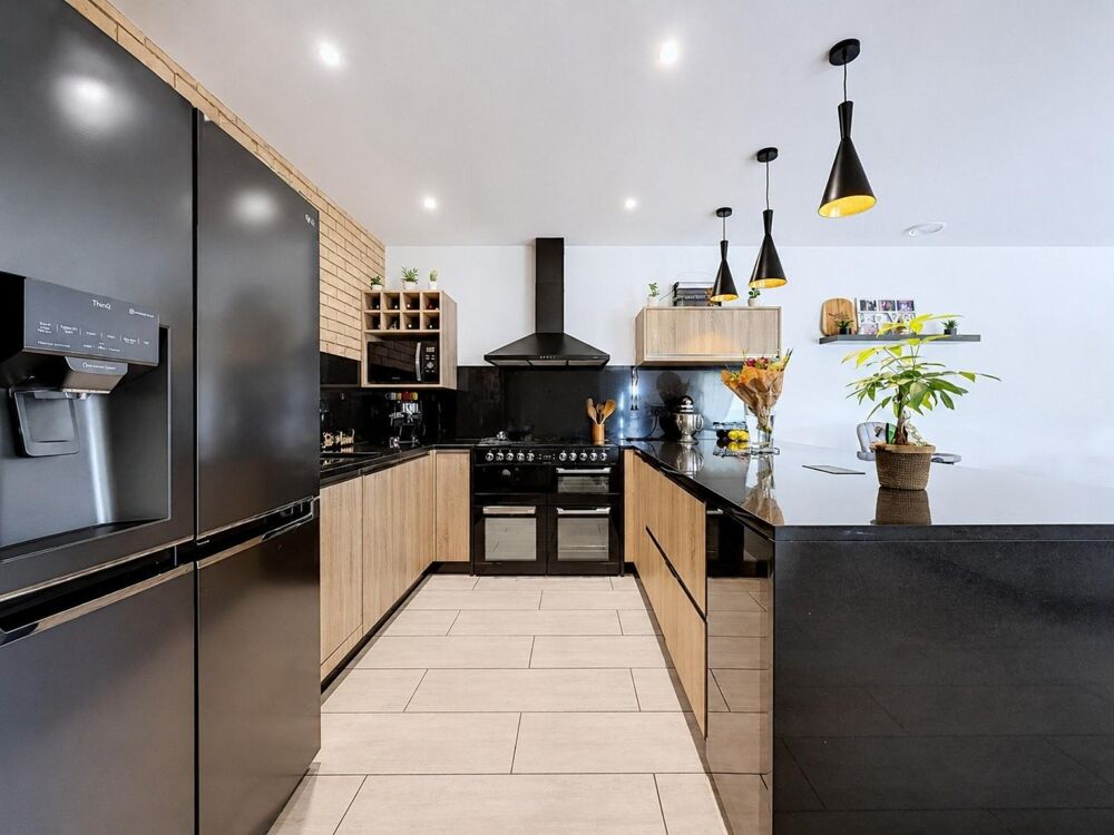 Vente Maison Maison clé en main avec piscine et climatisation Lamarque