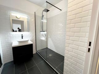  Appartement  vendre 4 pices 101 m