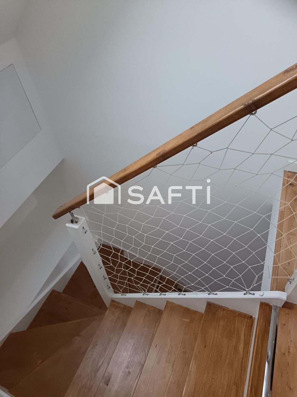 Vente Appartement Maison de ville en pierre rénovée au centre bourg Plerguer