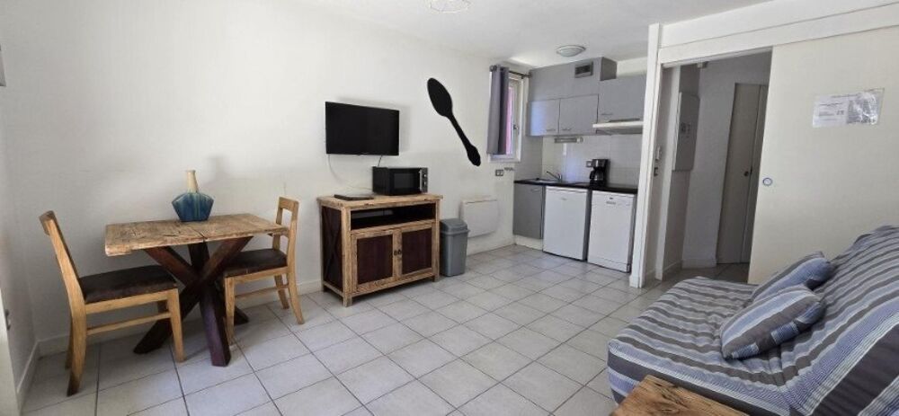 Vente Appartement Studio avec terrasse dans résidence avec piscine Le teich