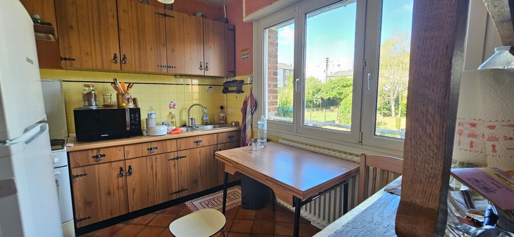 Vente Maison Maison semi-individuelle avec 3 chambres, bureau, garage, sous-sol et jardin. Arras