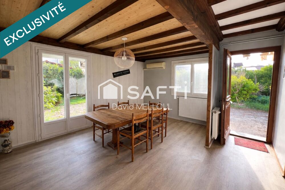 Maison familiale au calme avec beau potentiel