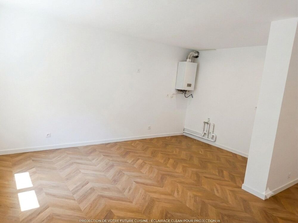Bel appartement T4 avec 2 balcons, cave et parking