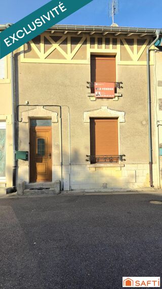 Vente Maison Avec son charme de la pierre, ses 2 grandes chambres et son extérieur sans vis-à-vis, cette maison est une belle opportunité à s Damvillers