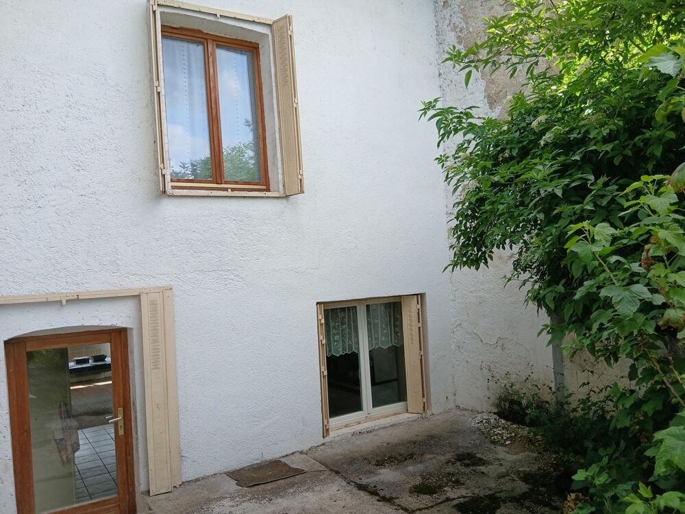 Vente Maison Maison 115 m² à rénover + grange – Fort potentiel Montecheroux