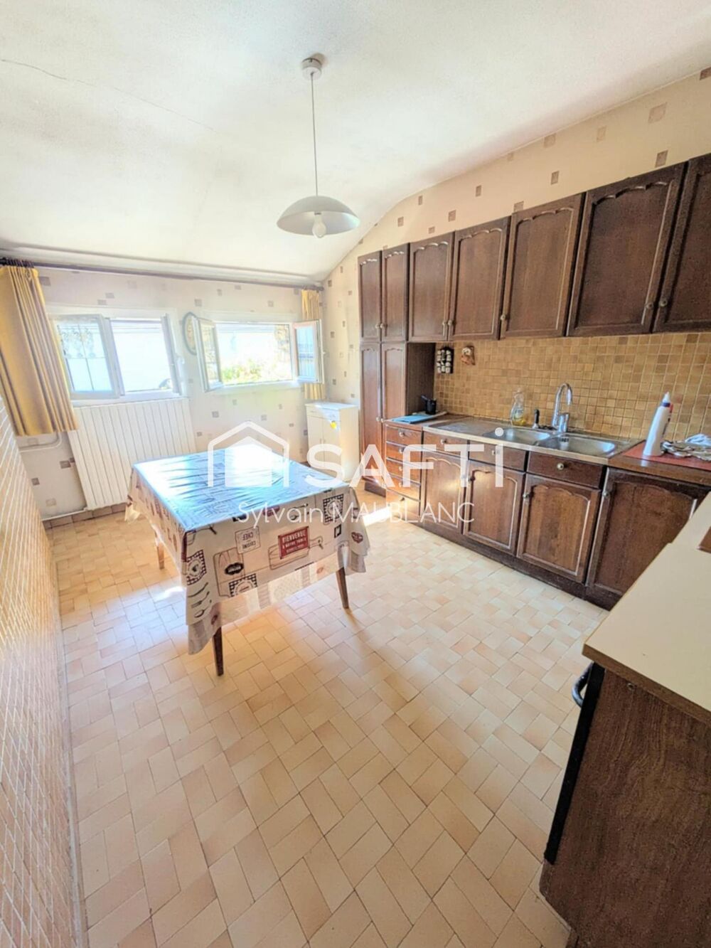 Vente Maison Maison en pierres Lons-le-saunier